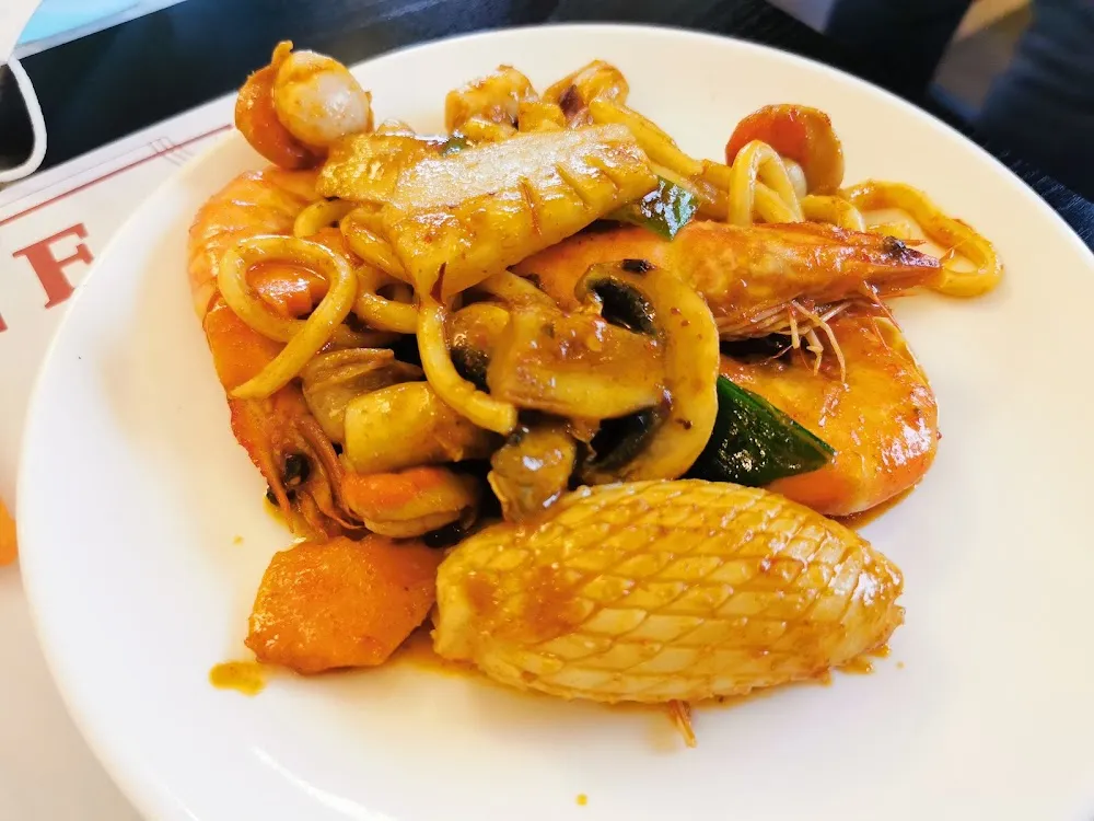 Wok Aux Fruits Des Mer